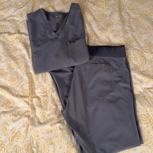 Figs women’s XL scrubs, vapor blue, Catarina top and Livingston bottom